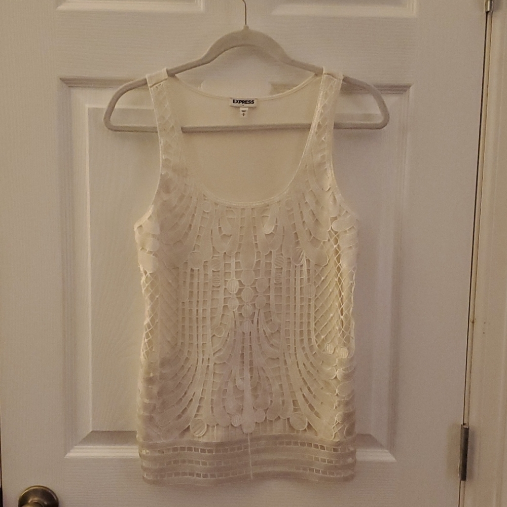 🍋 3 for $15!  Express Cream lace overlay tank